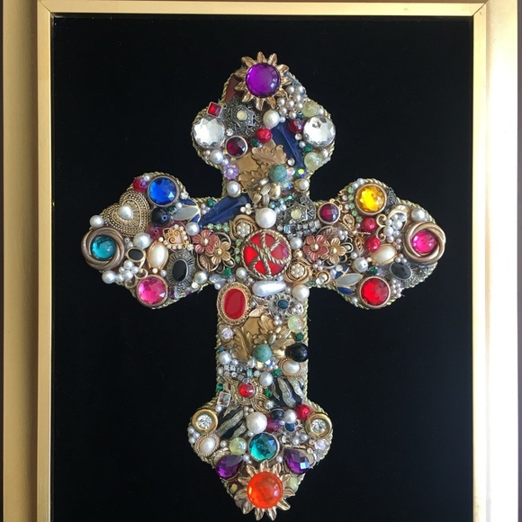Hand Crafted Framed Jewelry Cross - Picture 2 of 8